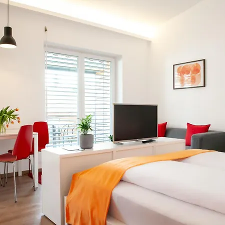 Studiosplus Aparthotel 3*