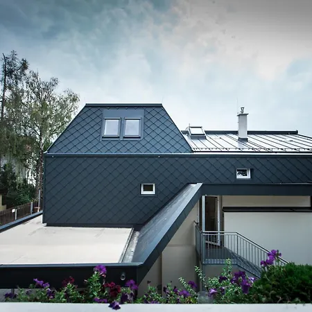 Studiosplus Aparthotel 3*