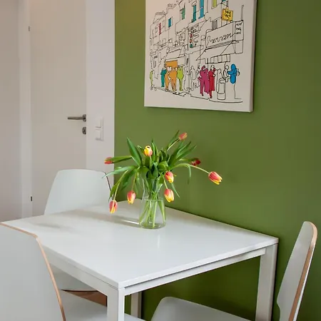 Aparthotel + Graz