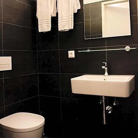 Apartahotel Studiosplus 3*